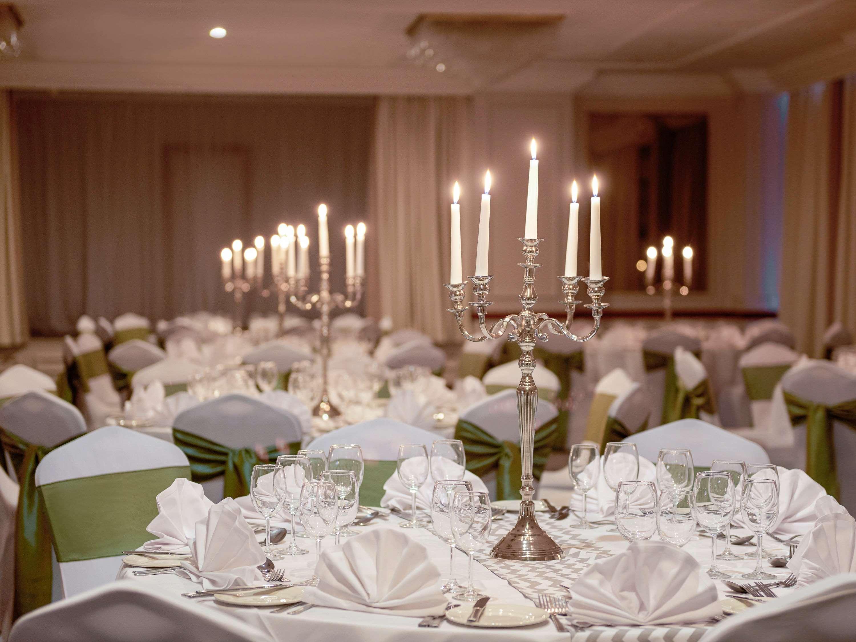 Exeter Rougemont Hotel By Sunday Exterior photo
